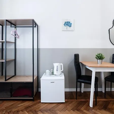 Tua - Falloppio 36 Guest house